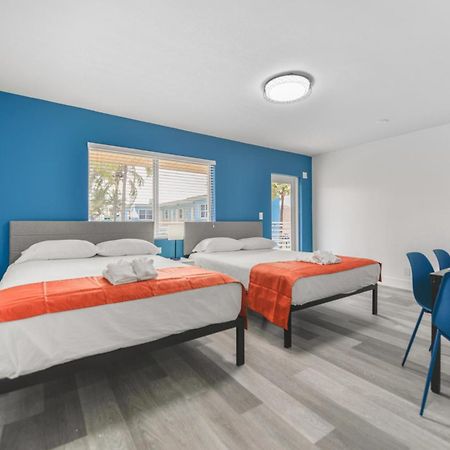 Fantastic Studio At The Beach With Parking&Pool - M43 Hollywood Bagian luar foto